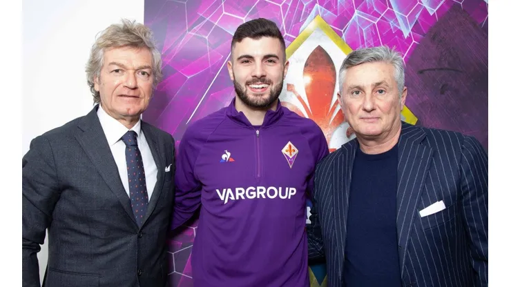 Cutrone es Viola