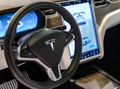 Tesla es el fabricante estadounidense de vehículos más valorado de la historia