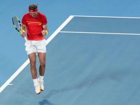 Rafa Nadal pierde un partido por España tras 16 años pero se desquita en el dobles y celebra en la ATP Cup