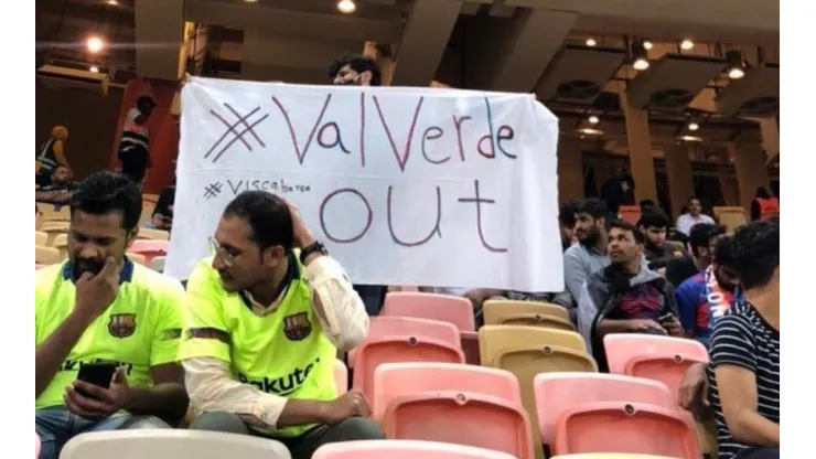 ¿Será por Vidal? Hinchas del Barcelona piden la salida de Ernesto Valverde en duelo ante Atlético de Madrid