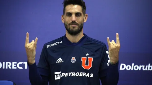 Larrivey es el nuevo delantero de la U