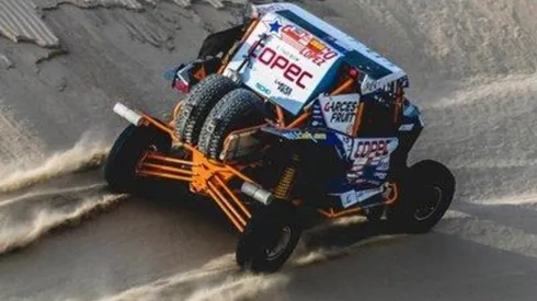 Chaleco López mantiene en alto su candidatura en los buggies del Dakar