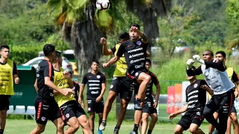 Camarín de la Roja Sub 23 y primera práctica en Colombia: "Nos acercamos al clima con el que vamos a jugar"