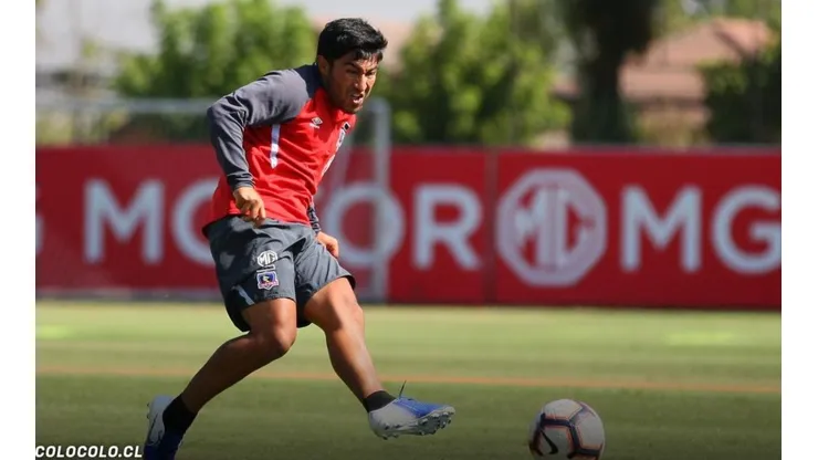 Nicolás Maturana pasa de no estar en la Noche Alba a sumar minutos en amistoso de Colo Colo
