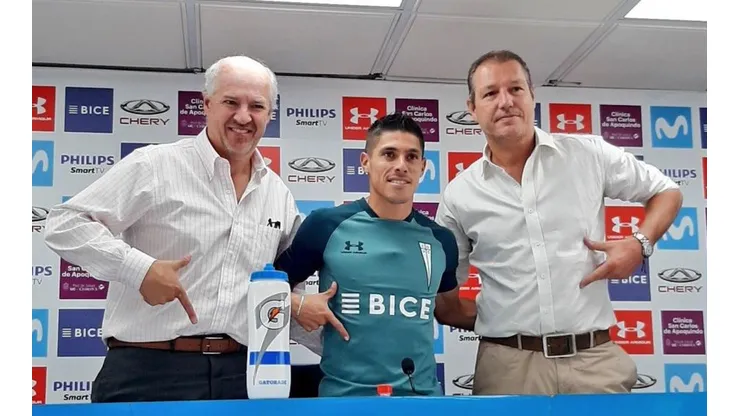 El delantero enfrentó los micrófonos por primera vez en San Carlos de Apoquindo.