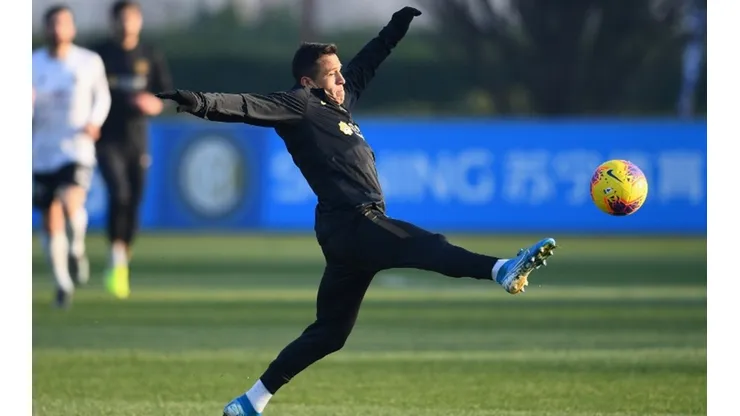 Alexis Sánchez volvió al fútbol formal en un amistoso del Inter de Milán