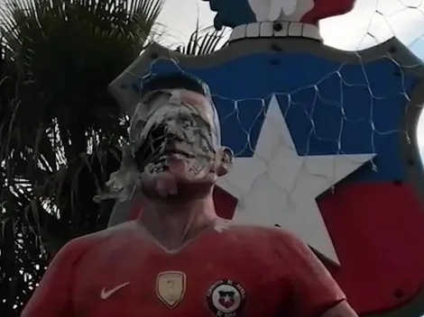 Estatua de Alexis Sánchez amanece destruida en Tocopilla