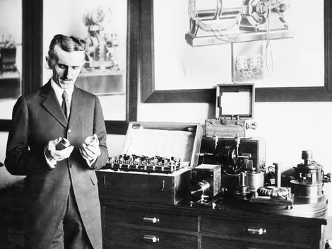 En 1926 Nikola Tesla predijo la existencia de los smartphones