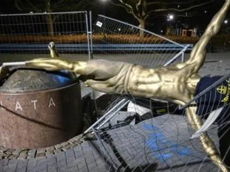Hinchas del Malmo botan la estatua de Ibrahimovic en Suecia