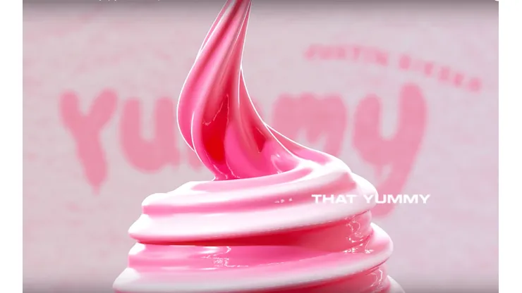 Un eterno helado de frutilla marca el retorno de Justin Bieber
