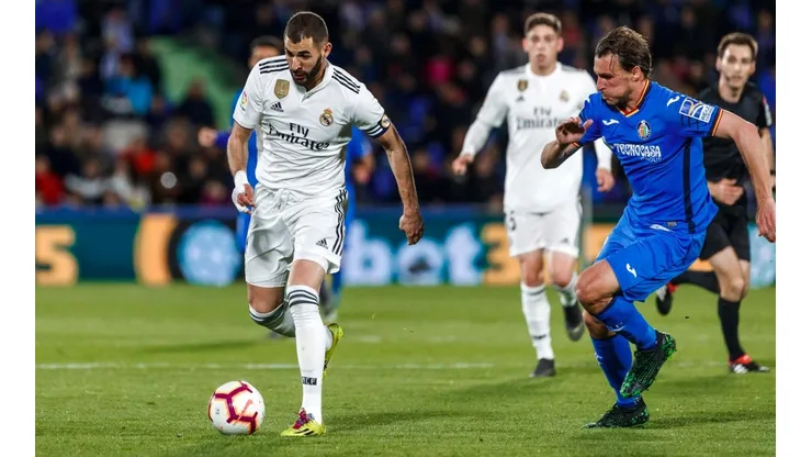 Real Madrid sigue a la caza de Barcelona.