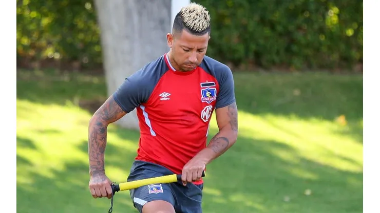 Valencia ya se siente como en casa en Colo Colo.