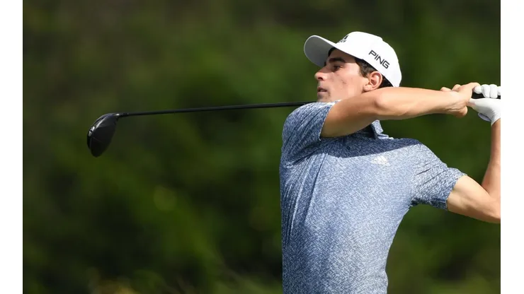 El joven golfista tuvo una primera jornada de ensueño.