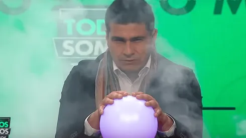 Toby Nostradamus en pleno ejercicio de su clarividencia.