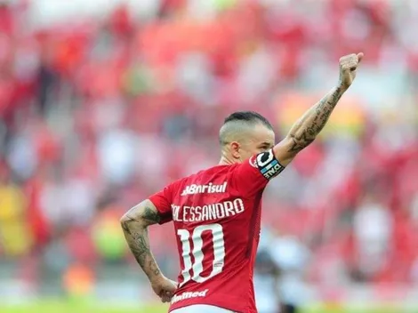 D'Alessandro sigue en Inter de Porto Alegre y espera al Chile 4