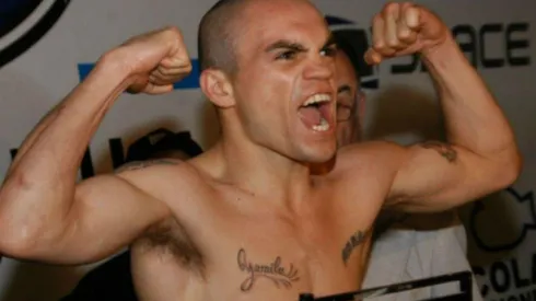 El boxeador está en observación tras el ataque.