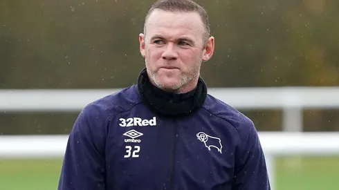 El delantero británico también tendrá funciones como ayudante técnico.