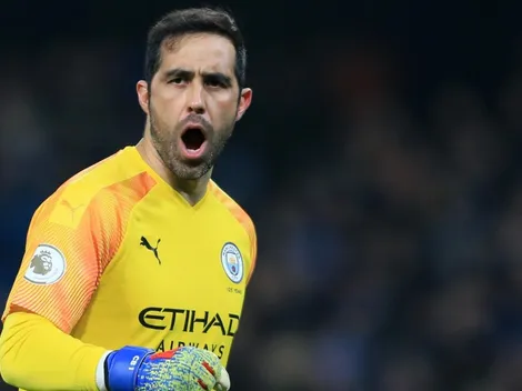 Bravo es titular, gana y aporta un tapadón y un error