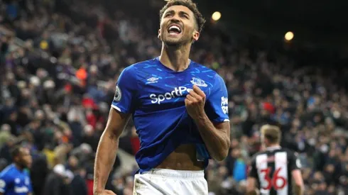 El goleador puede cambiar de camiseta