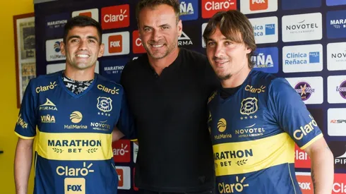 Dalsasso presentando oficialmente a Santelices y Sebastián Pol.