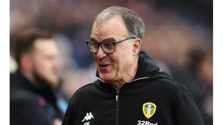 Bielsa genio y figura: periodistas ingleses lloran de risa por su culpa