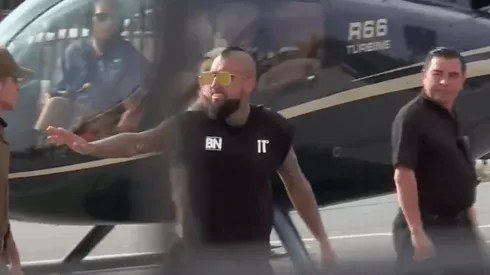 Arturo Vidal llega en helicóptero al Estadio Monumental para ver la final del Rodelindo Román y La Pintana Unida