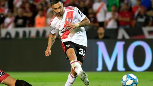 Scocco tiene contrato vigente con River