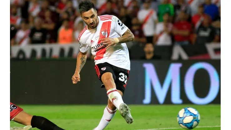 Scocco tiene contrato vigente con River
