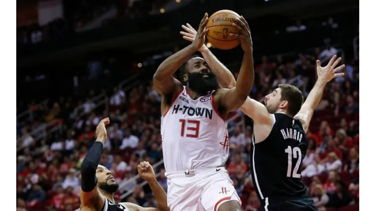 Harden está promediando 38.3 puntos por partidos.