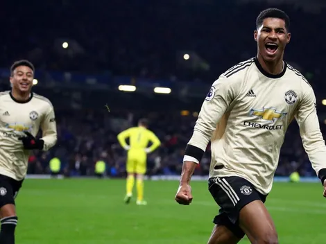 Manchester United vence al Burnley y trepa