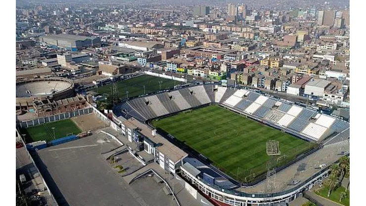 Árabe se enamora de Alianza Lima y promete remodelar su estadio