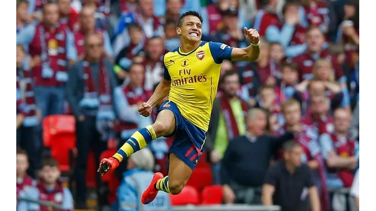 ¡Qué golazo de Alexis Sánchez! El delantero está en el recuerdo de todos los hinchas de Arsenal