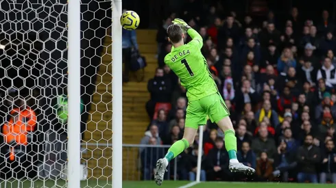 Neville y Mourinho viendo la jugada de David de Gea.