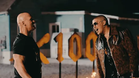 Stone Cold le da una paralizadora a Bad Bunny en su nuevo video musical