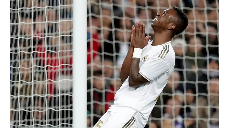 Vinicius Junior se lamenta en el 0-0 del Real Madrid ante el Athletic Club.