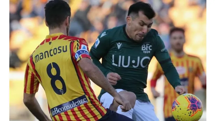 Gary Medel cierra el año como titular en victoria del Bologna ante el Lecce