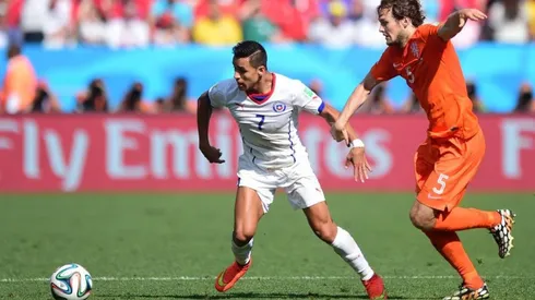 Por mareos: descubren problemas cardiacos en Daley Blind y deja el fútbol por tiempo indeterminado