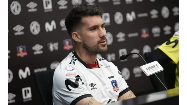 César Fuentes en su llegada a Colo Colo.