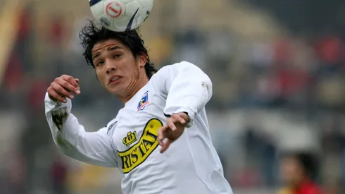 Fernández anotó su primer tanto con los albos en 2003