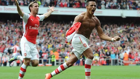 El chileno no aparece en el once