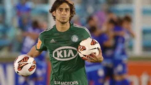 Palmeiras cierra la puerta a Valdivia.