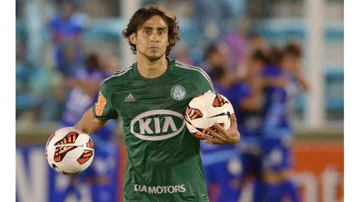 Palmeiras cierra la puerta a Valdivia.