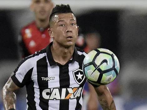 Colo Colo cierra con Leonardo Valencia y ya lleva tres refuerzos