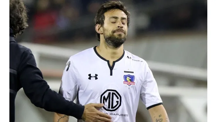 Colo Colo se desprende de Valdivia.