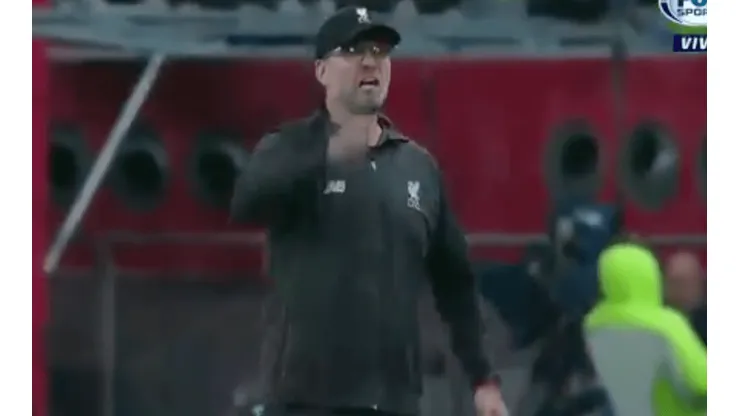 ¡Se calentaron! Intenso cruce entre Jürgen Klopp y Antonio Mohamed en el Mundial de Clubes
