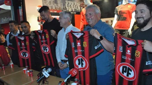 Luis Marcoleta junto a su cuerpo técnico son presentados oficialmente en Rangers de Talca.