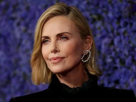 Theron revela detalles de cuando su madre mató a su padre