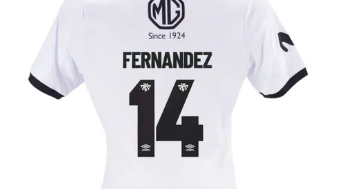 La 14 de Colo Colo actualmente pertenece a Carlos Carmona, pero Matías Fernández la llevó a la gloria