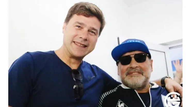 Maradona postula a Pochettino para la banca de Boca