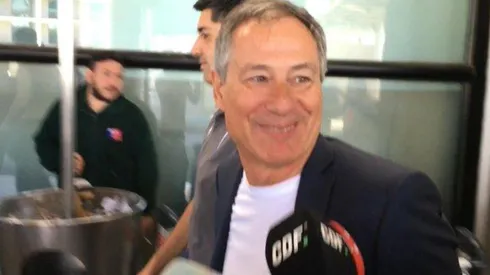 Ariel Holan llega a Chile: "Muy ilusionado y muy feliz"